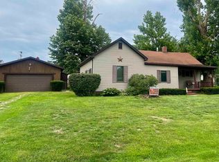 104 W Superior St, Murrayville, IL 62668