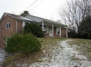 30 Three Quarter Creek Rd, Burnsville, NC 28714