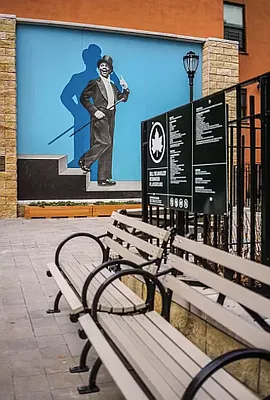 Rented by Bond New York | media 56