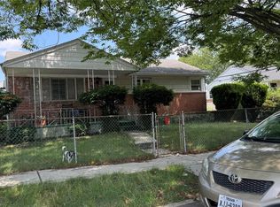 12161 238 Street Street, Rosedale, NY 11422