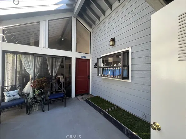 661 Arneill Rd, Camarillo, CA 93010