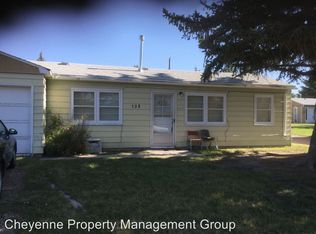120 Prairie Hills Dr, Cheyenne, WY 82009