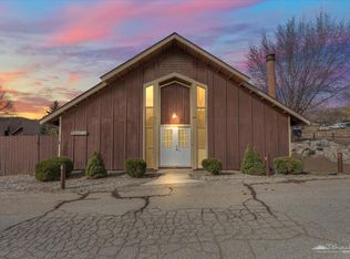 2 Village Ln, Tehachapi, CA 93561
