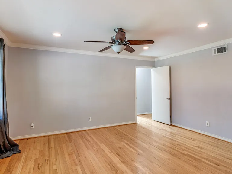 11707 Rogue Way — Photo 14