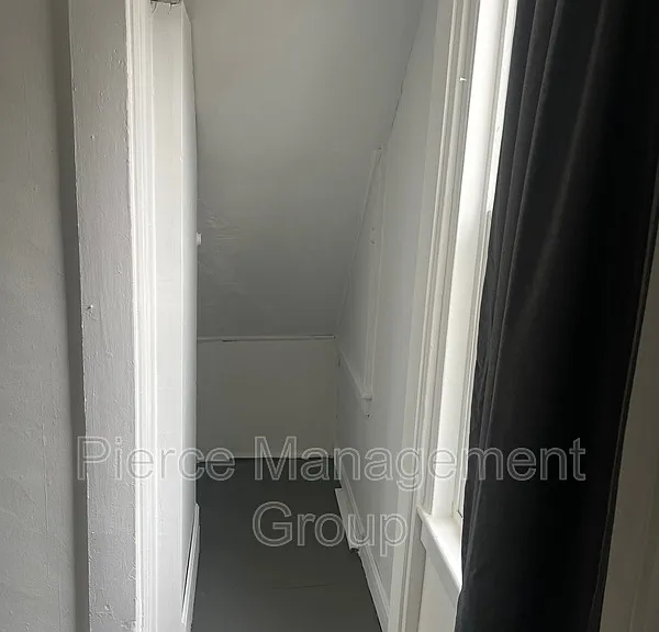 18 Maple St #B — Photo 11
