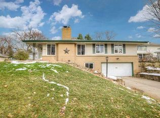 1060 Polk Pl, Minneapolis, MN 55421