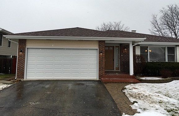 2nd image of 1840 Aspen Dr