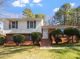 2509 Foxgate Dr, Raleigh, NC 27610