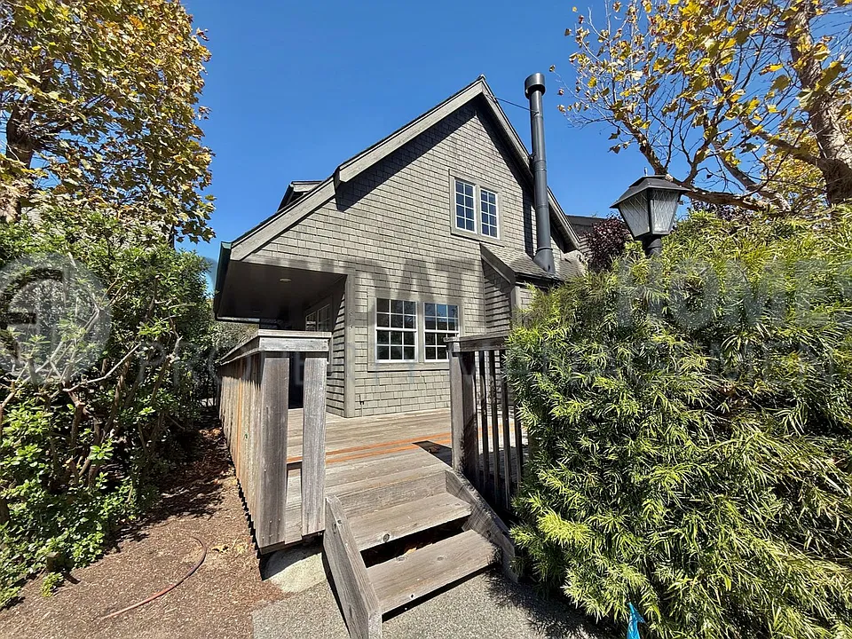 813 Miller Ave