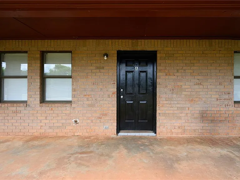 340 Tanglewood Dr #A — Photo 17