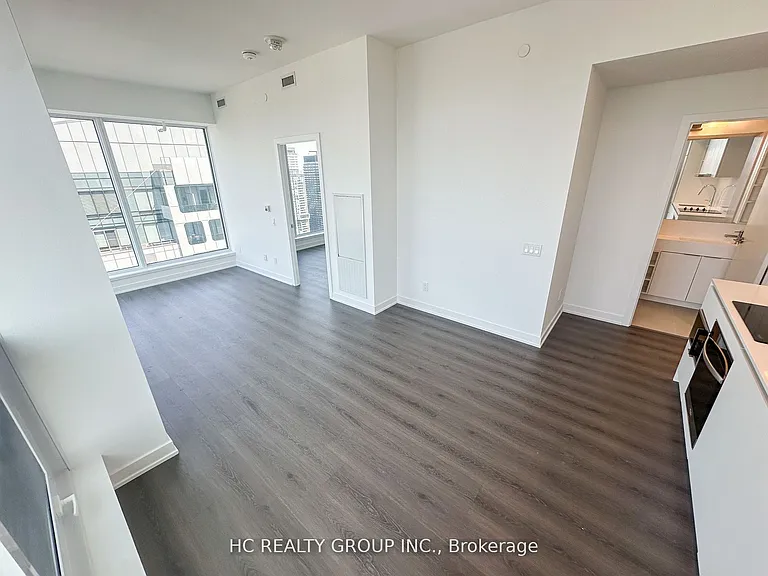 8 Wellesley St W #5903 — Photo 7