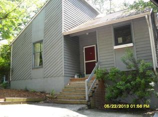 100 Walden Dr, Carrboro, NC 27510
