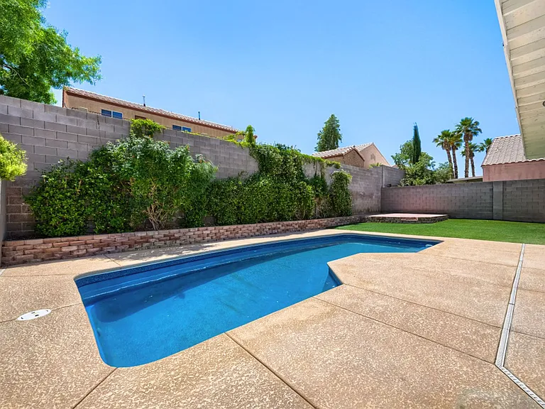 946 Saddle Horn Dr — Photo 27