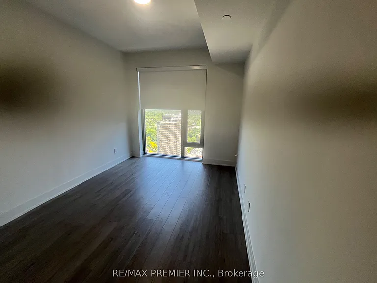 8 Cumberland St #3506 — Photo 22