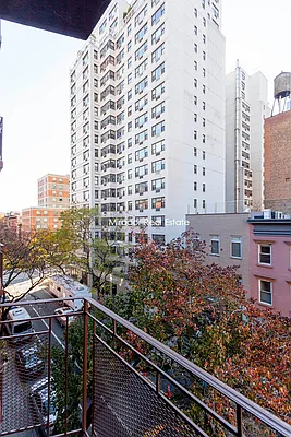 Rented by Mirador Real Estate | media 5