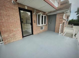 36-33 169th St #2F, Flushing, NY 11358