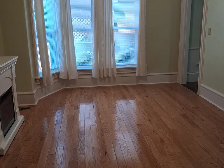 33A Kinsley St — Photo 6