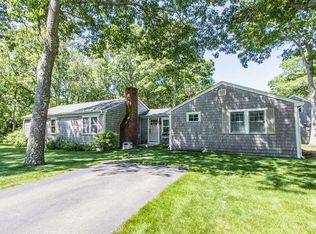 563 Strawberry Hill Rd, Centerville, MA 02632