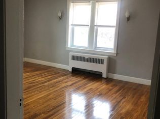 57 Chatham St APT 4, Worcester, MA 01609