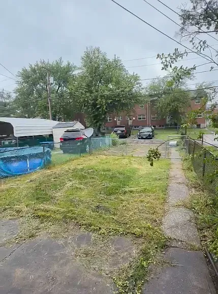 1009 S Marlyn Ave — Photo 30