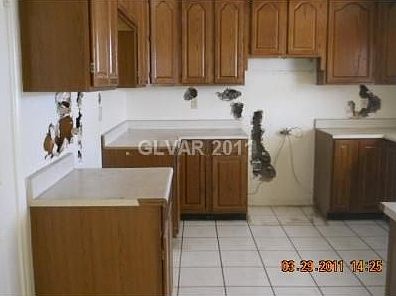 5th image of 4095 E Cleveland Ave