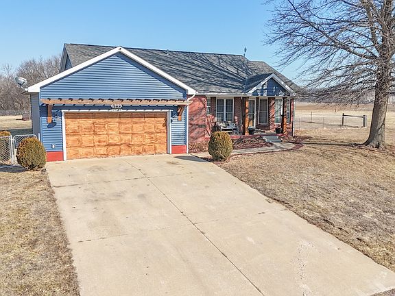 3rd image of 109 Deer Ridge Dr