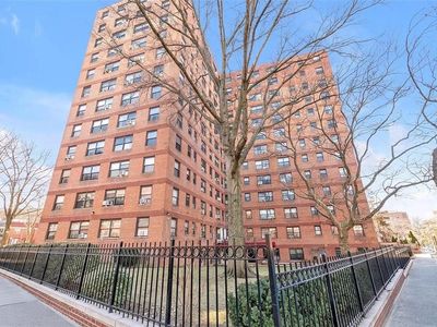 6434 102nd Street #5O, Flushing, NY, 11374