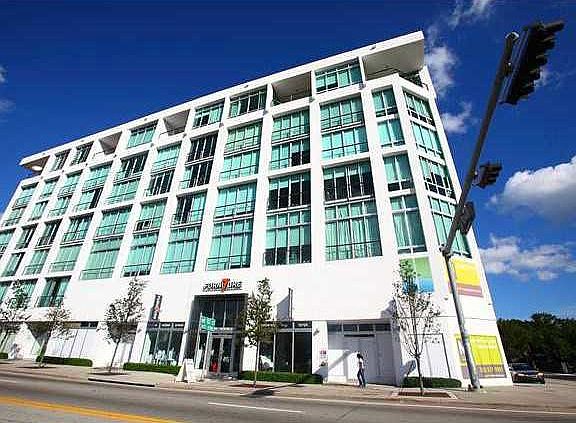 2nd image of 8101 Biscayne Blvd APT 411