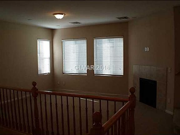 Living Room with fireplace