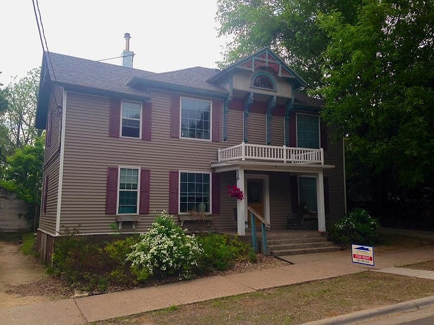 2nd image of 113 Laurel St W APT 2