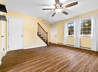 39 Ash Dr #9, Ledyard, CT 06339