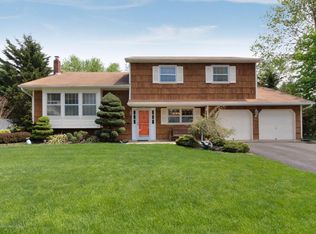 25 Pittsfield Rd, Howell, NJ 07731