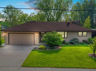 2230 N Mason St, Appleton, WI 54914