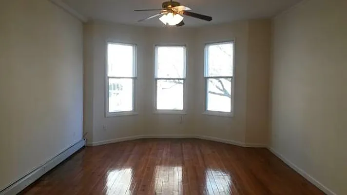 Rented by Azure Realty NY LLC | media 75