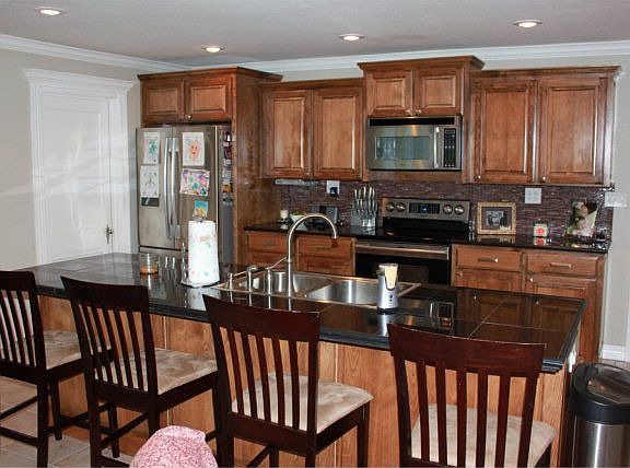 2nd image of 1010 Southwood Dr