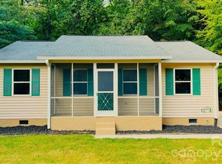 828 Cornelius Rd, Mooresville, NC 28117