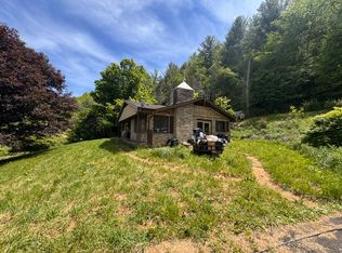 151 School House Rd, Whitetop, VA 24292