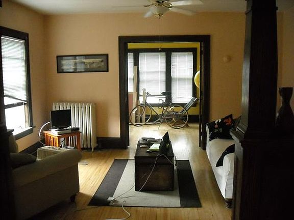 2nd image of 3029 Holmes Ave