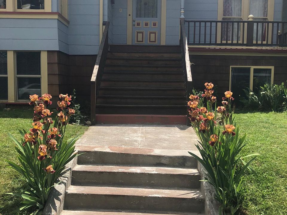 Private front entrance