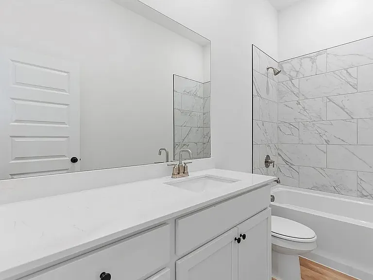 2311 Longfellow Dr — Photo 23