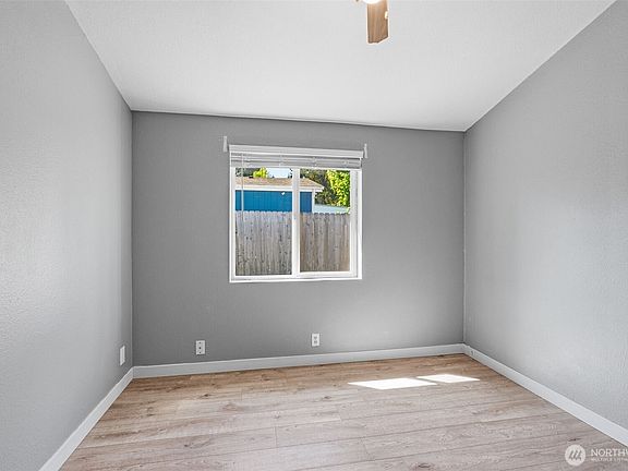 4th image of 5111 NE 144th Avenue