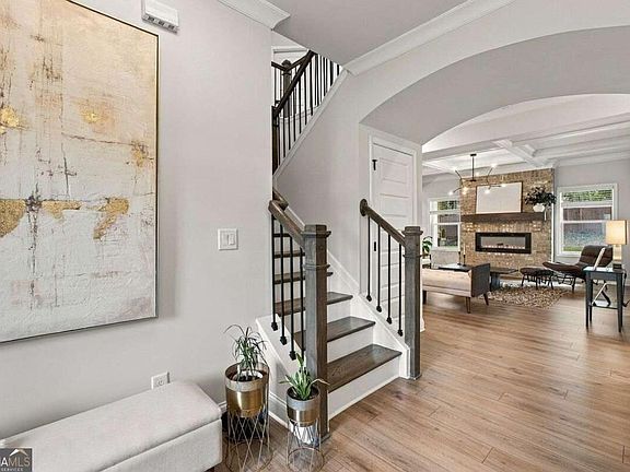 5th image of 18 Ryston Way