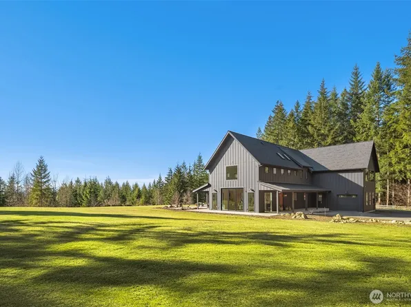 33310 NE 95th Place, Carnation, WA 98014