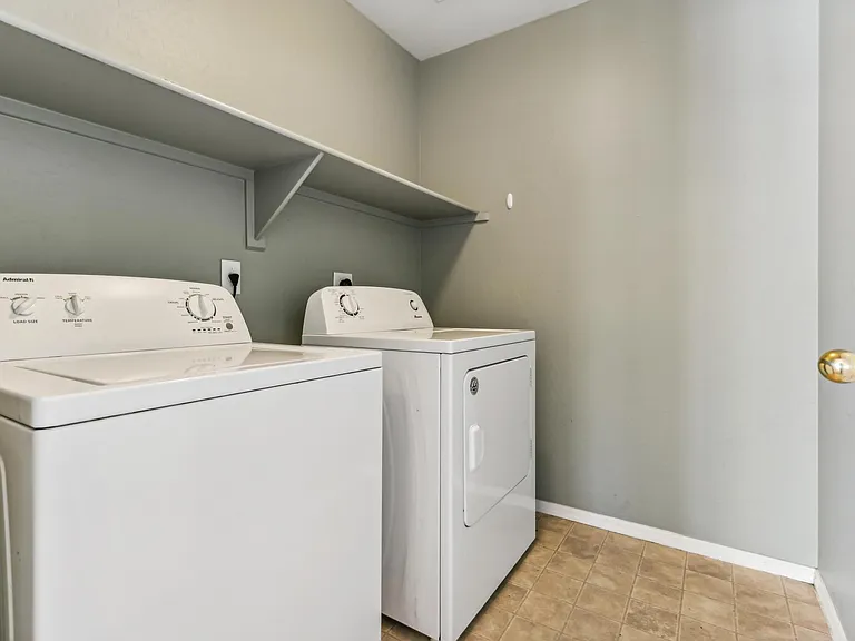 3011 W Cavalry Dr — Photo 11