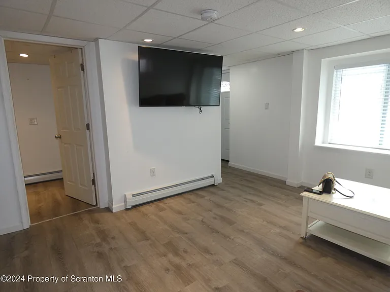 607 3rd Ave #LOWER LEV — Photo 28