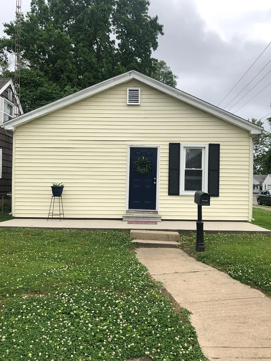 2300 E Keys Ave photo 1
