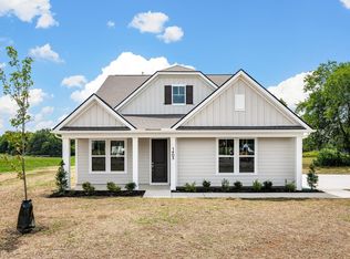 1403 Charles Dr, Chapel Hill, TN 37034