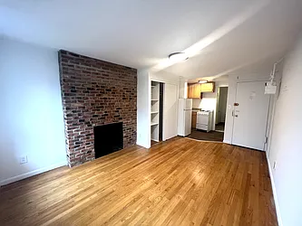 Rented by Best Apartments North Inc