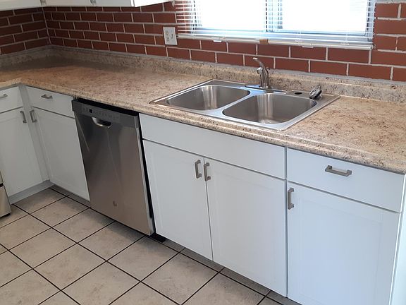 5th image of 1571 Driftwood Ct