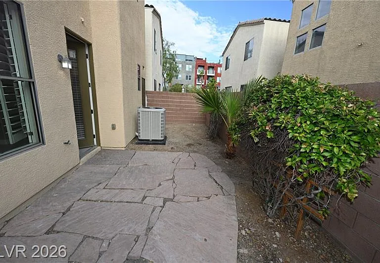 9788 Villa Lorena Ave — Photo 24